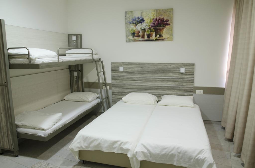Hi - Pkiin Hostel Buqei'a ภายนอก รูปภาพ